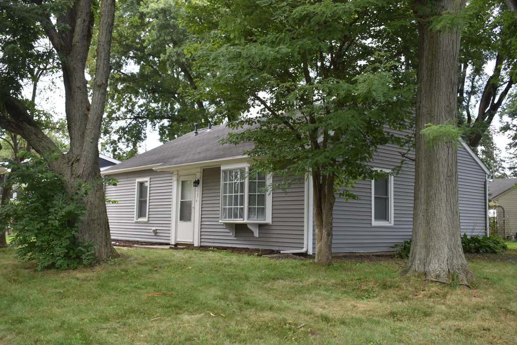 Photo of 2360 Arrow Street, Portage, IN 46368 (MLS # 842813)