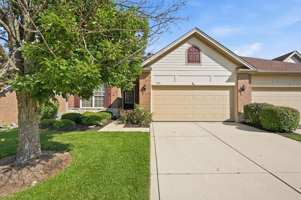 Photo of 9192 Settlers Ridge, Saint John, IN 46373 (MLS # 843357)