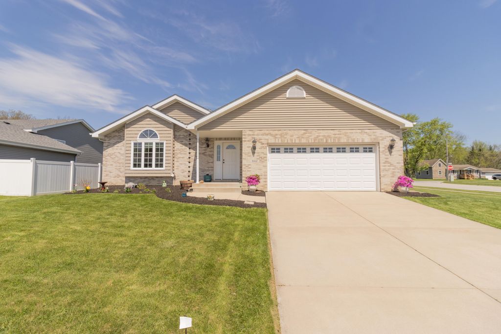 Photo of 5510 Malibu Drive, Lowell, IN 46356 (MLS # 837674)