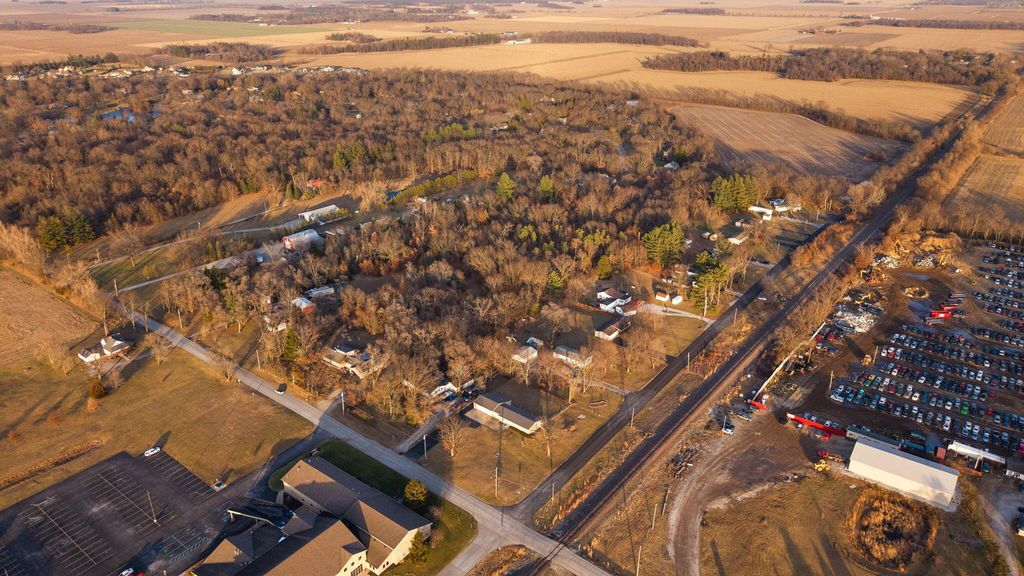 Photo of 655 Orchid Street SE, DeMotte, IN 46310 (MLS # 833289)