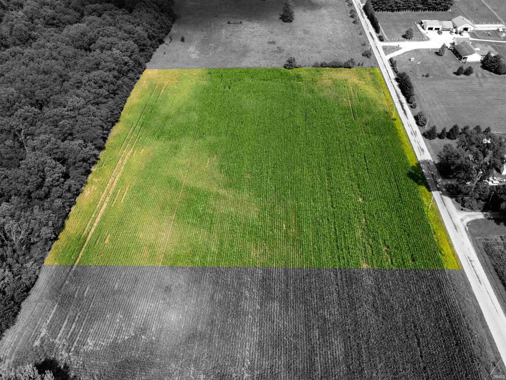 Photo of 400 N Us Highway 421, Medaryville, IN 47957 (MLS # 833447)