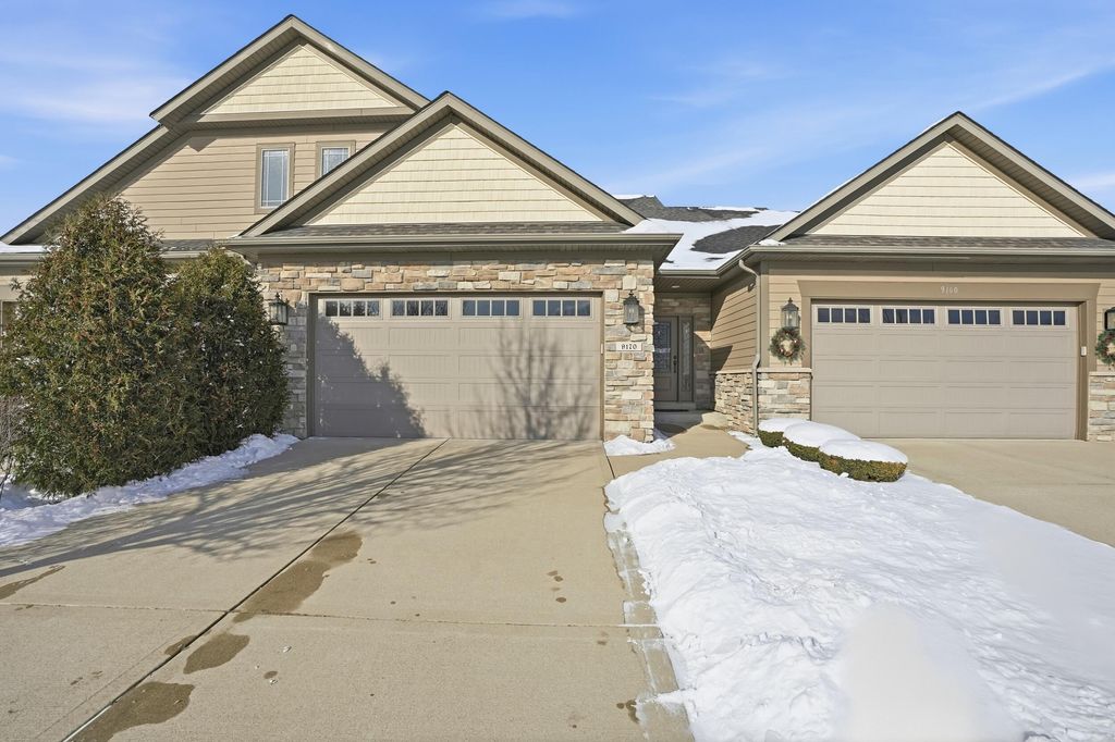 Photo of 9170 W 107th Place, Saint John, IN 46373 (MLS # 833546)