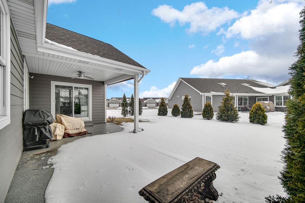 Photo of 8341 Larkspur Terrace, Saint John, IN 46373 (MLS # 833881)
