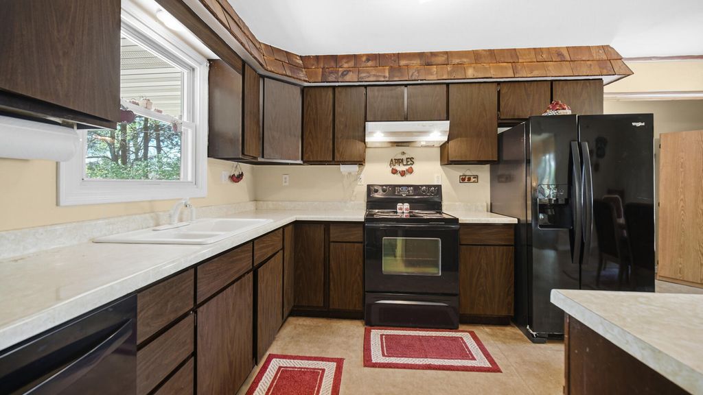 Photo of 5505 W Schultz Road, La Porte, IN 46350 (MLS # 837724)