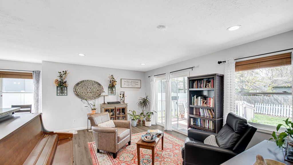 Photo of 1460 Admiral Drive, Chesterton, IN 46304 (MLS # 837577)