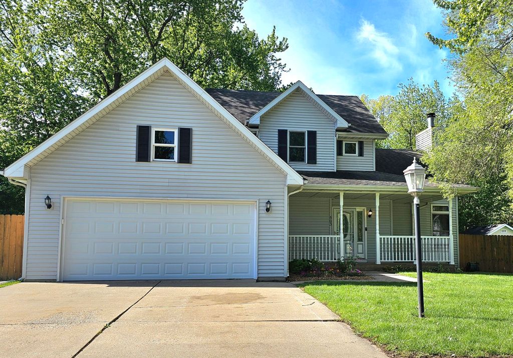 Photo of 503 Oakwood Drive, Chesterton, IN 46304 (MLS # 838184)