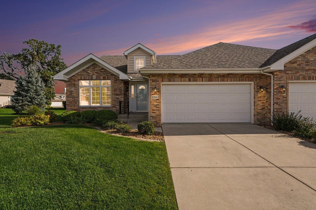 Photo of 10863 Wachter Court, Saint John, IN 46373 (MLS # 846515)