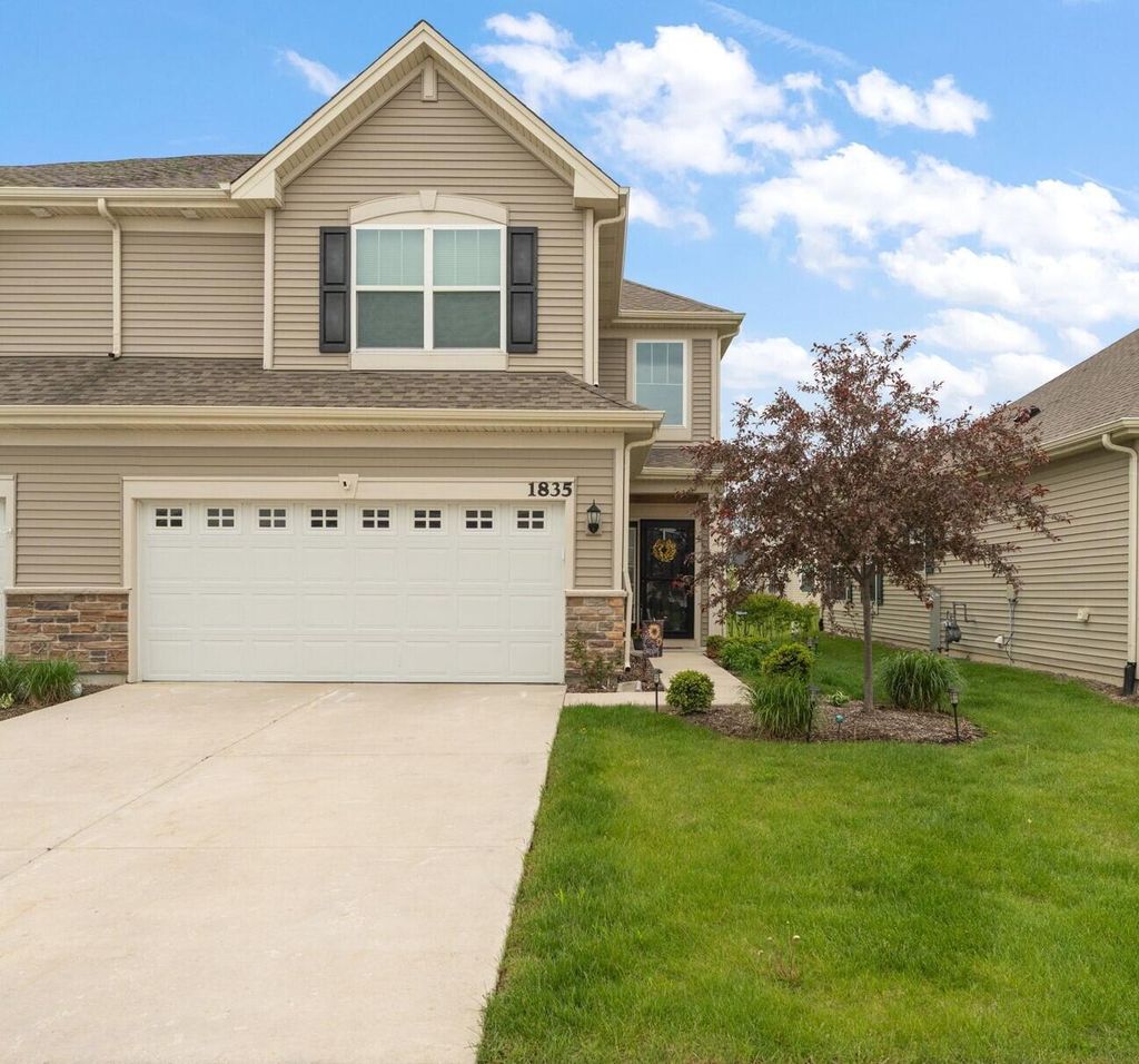 Photo of 1835 E 110th Place, Crown Point, IN 46307 (MLS # 838407)