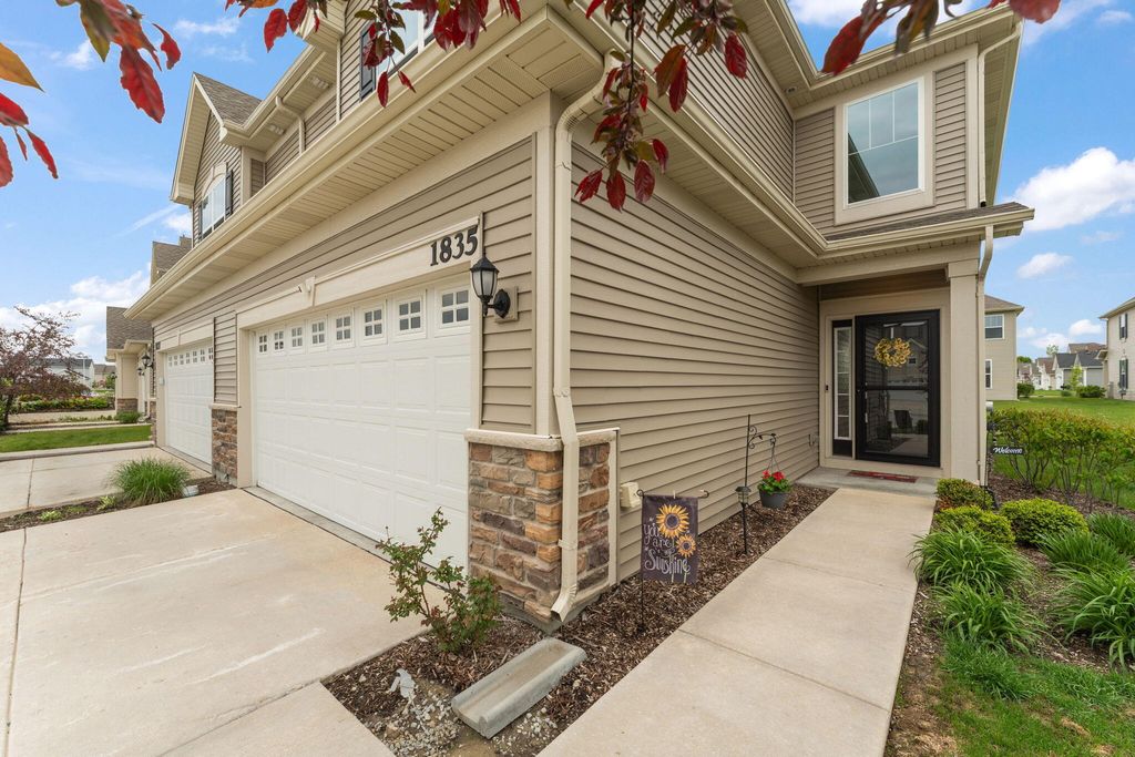 Photo of 1835 E 110th Place, Crown Point, IN 46307 (MLS # 838407)