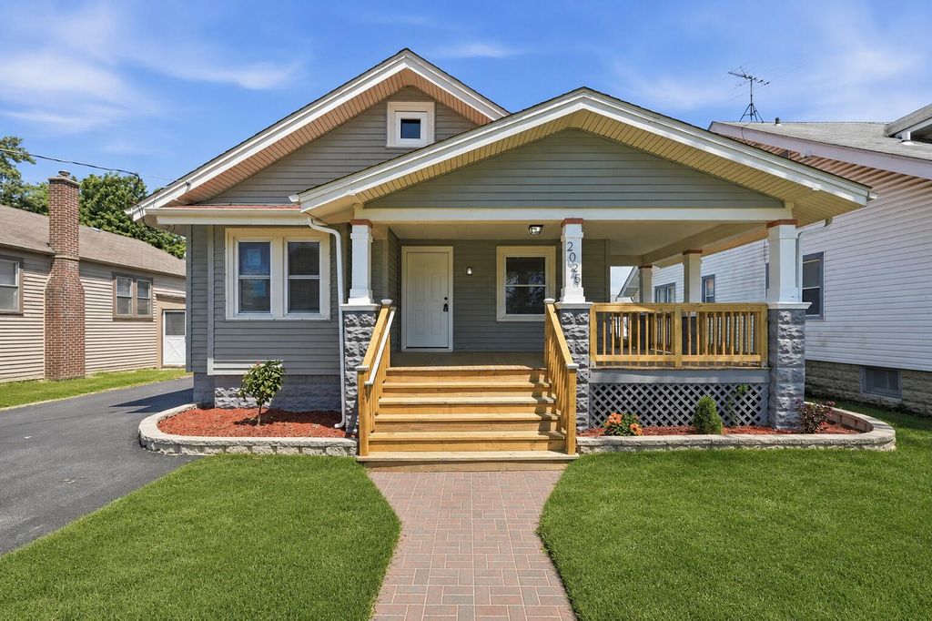 Photo of 2025 Church Street, Dyer, IN 46311 (MLS # 841993)