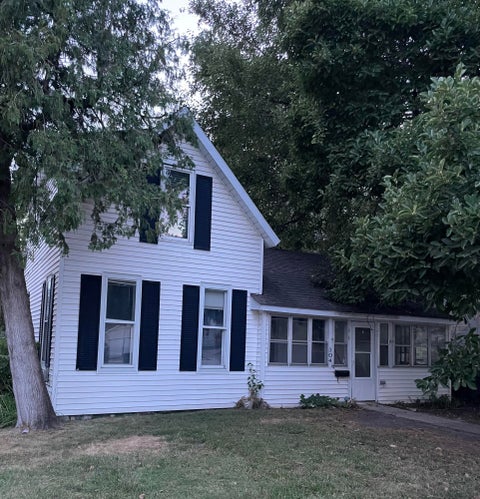 Photo for 304 N Front Street