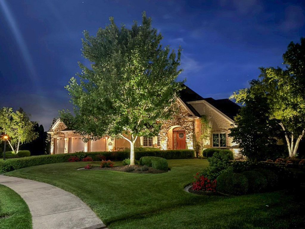 Photo of 1667 Chalone Court, Crown Point, IN 46307 (MLS # 837186)