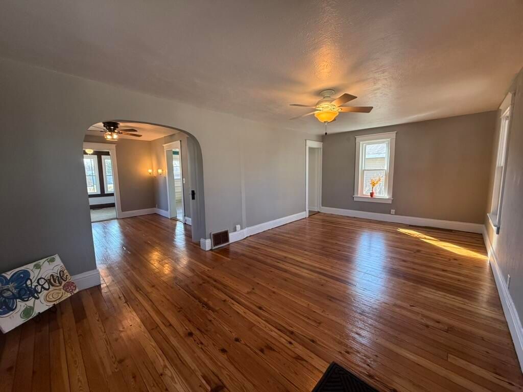 Photo of 421 E Garfield Street, Michigan City, IN 46360 (MLS # 835399)