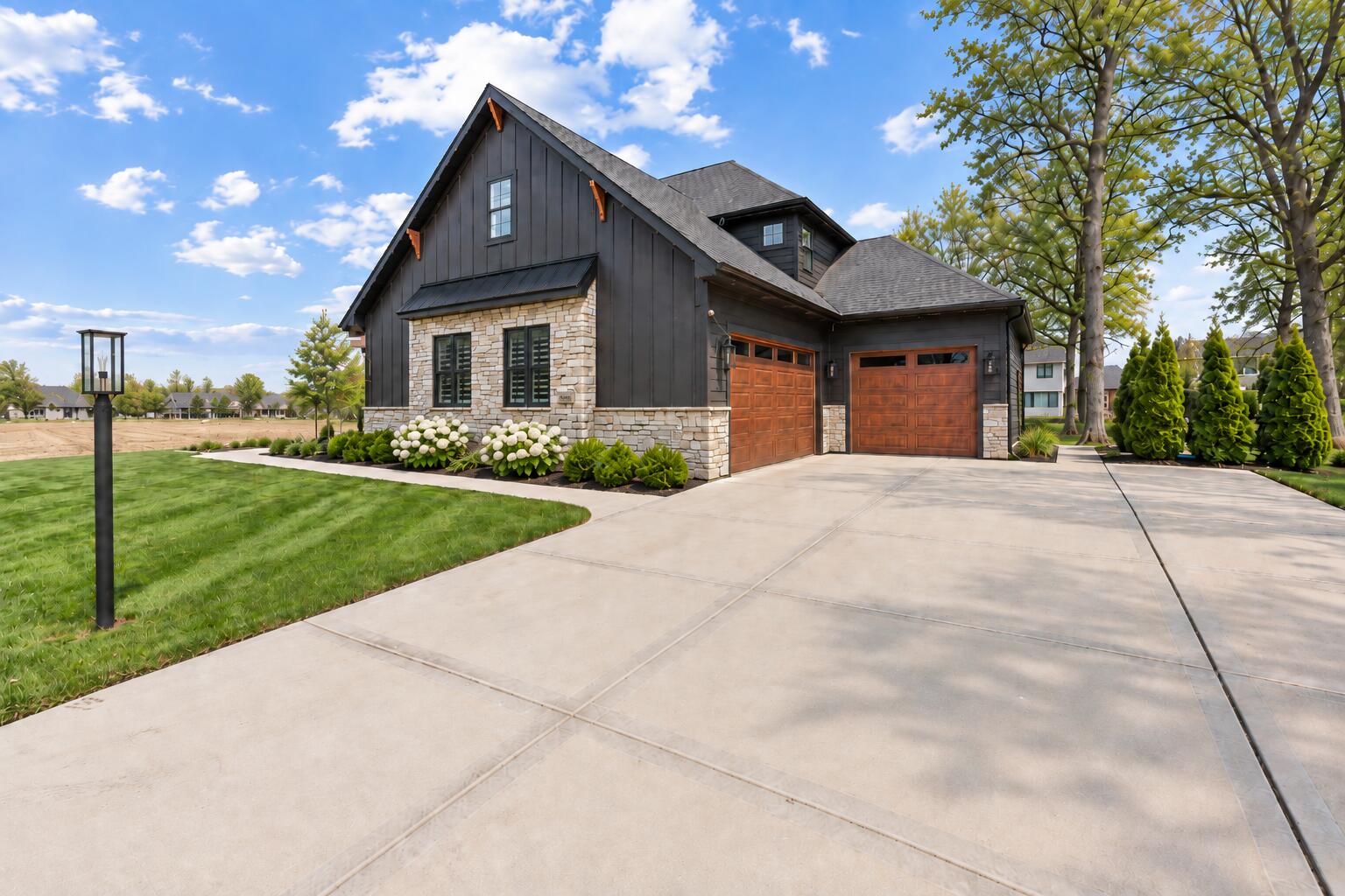 9609 Tall Grass Trail