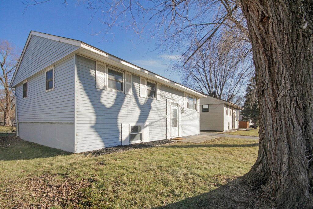 Photo of 2355 Mccool Road, Portage, IN 46368 (MLS # 832740)