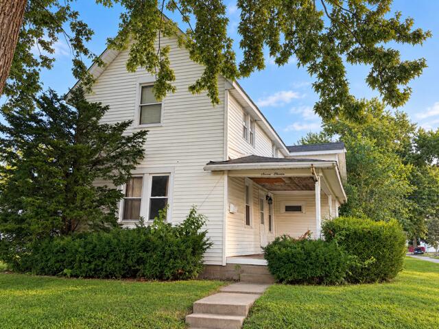 Photo of 711 S Harrison Street, Alexandria, IN 46001 (MLS # 845610)