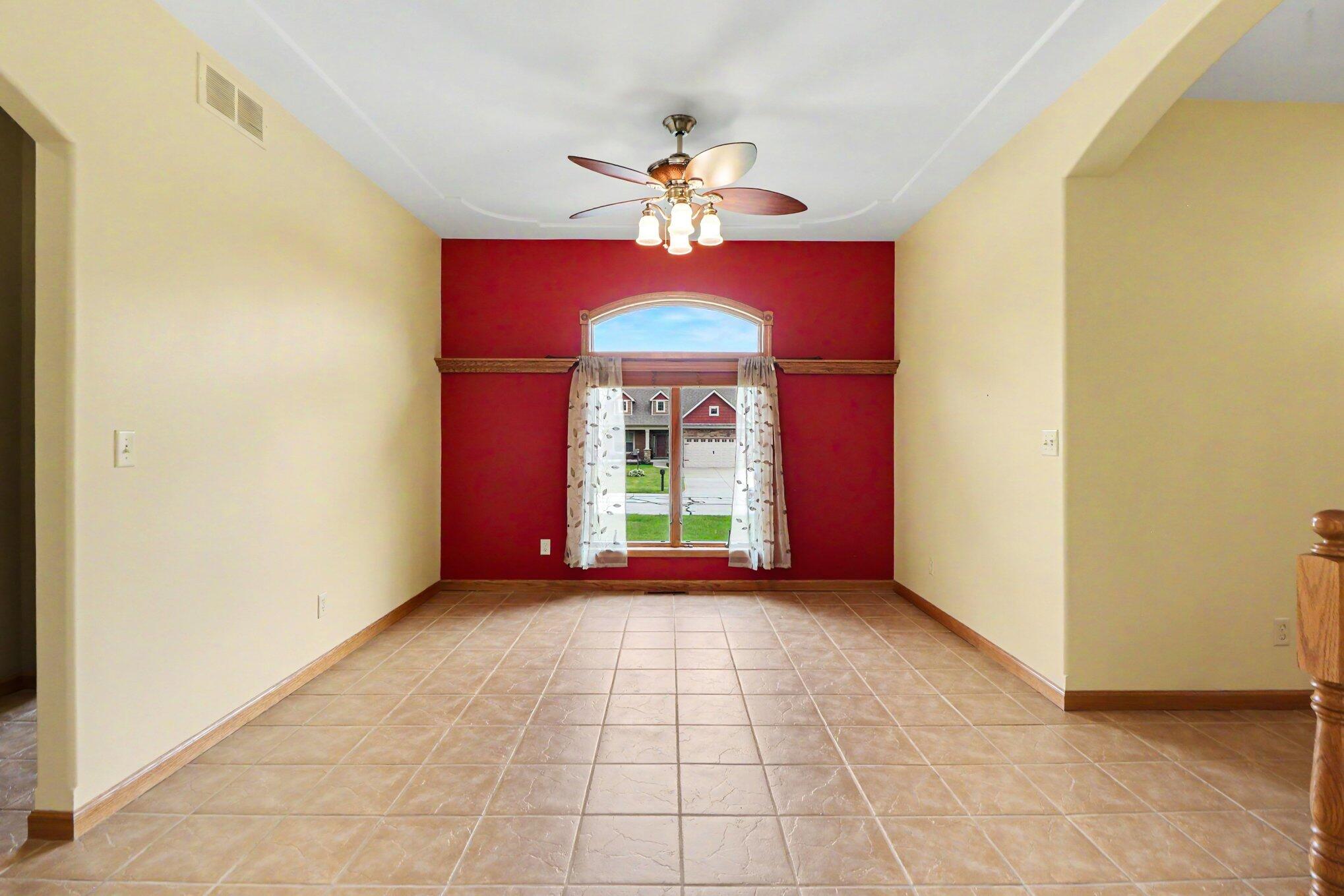 404 Amy Rose Lane