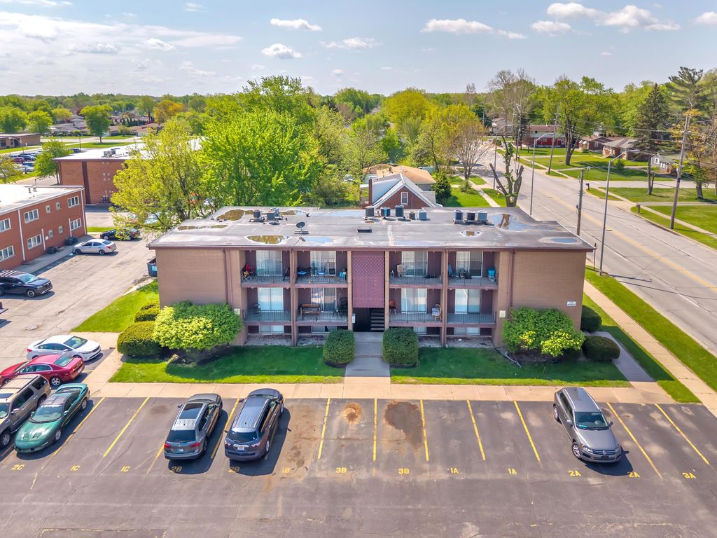 Photo of 9201 Kennedy Avenue, Highland, IN 46322 (MLS # 838266)