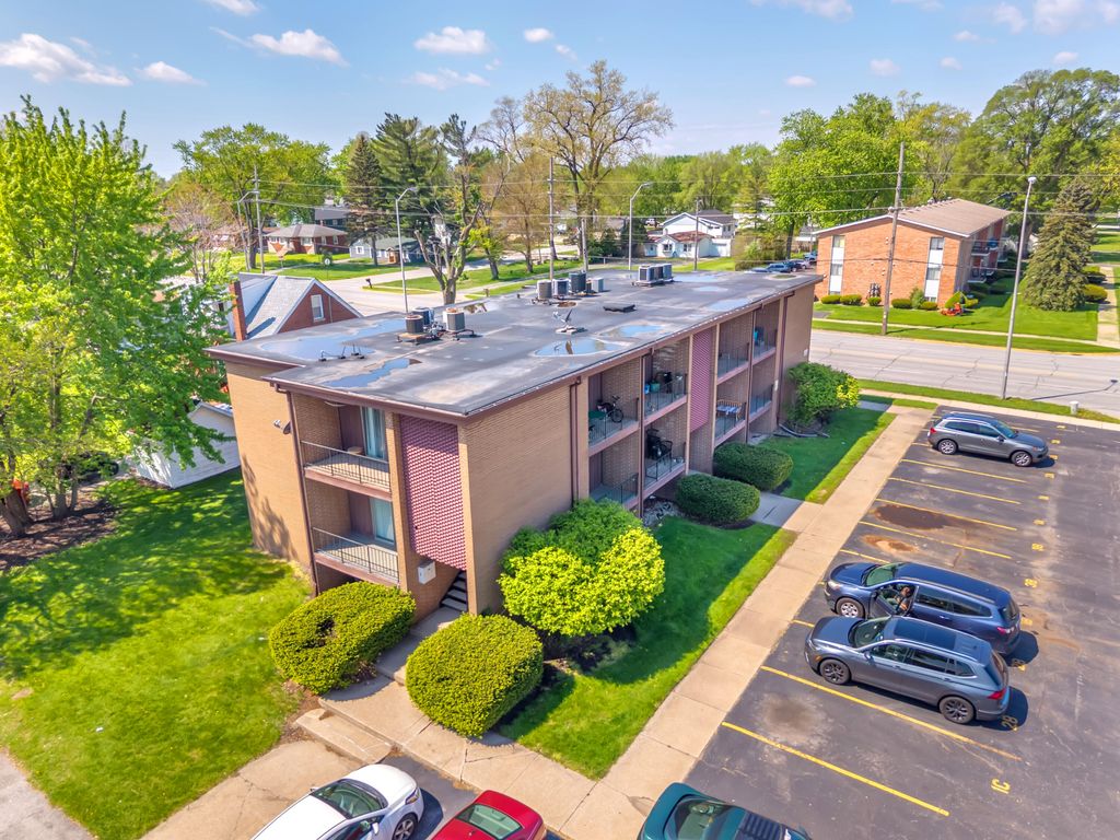 Photo of 9201 Kennedy Avenue, Highland, IN 46322 (MLS # 838266)