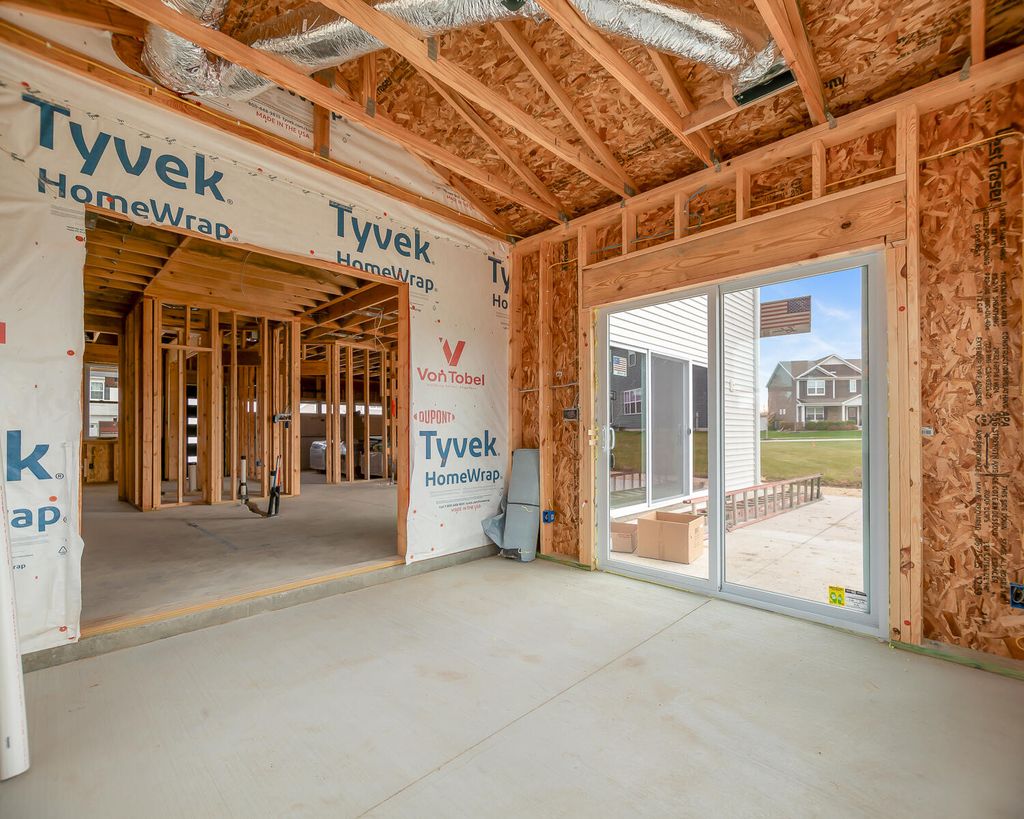 Photo of 2916 Amberleigh Lane, Schererville, IN 46375 (MLS # 831377)