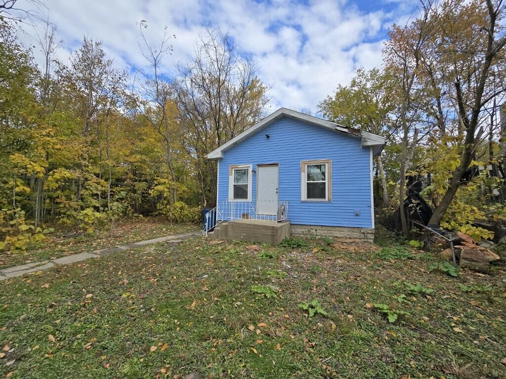Photo of 4613 Maryland Street, Gary, IN 46409 (MLS # 838295)