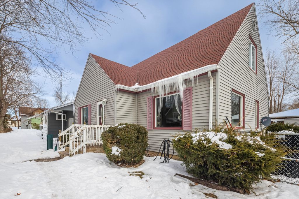 Photo of 132 Hendricks Street, Michigan City, IN 46360 (MLS # 834463)