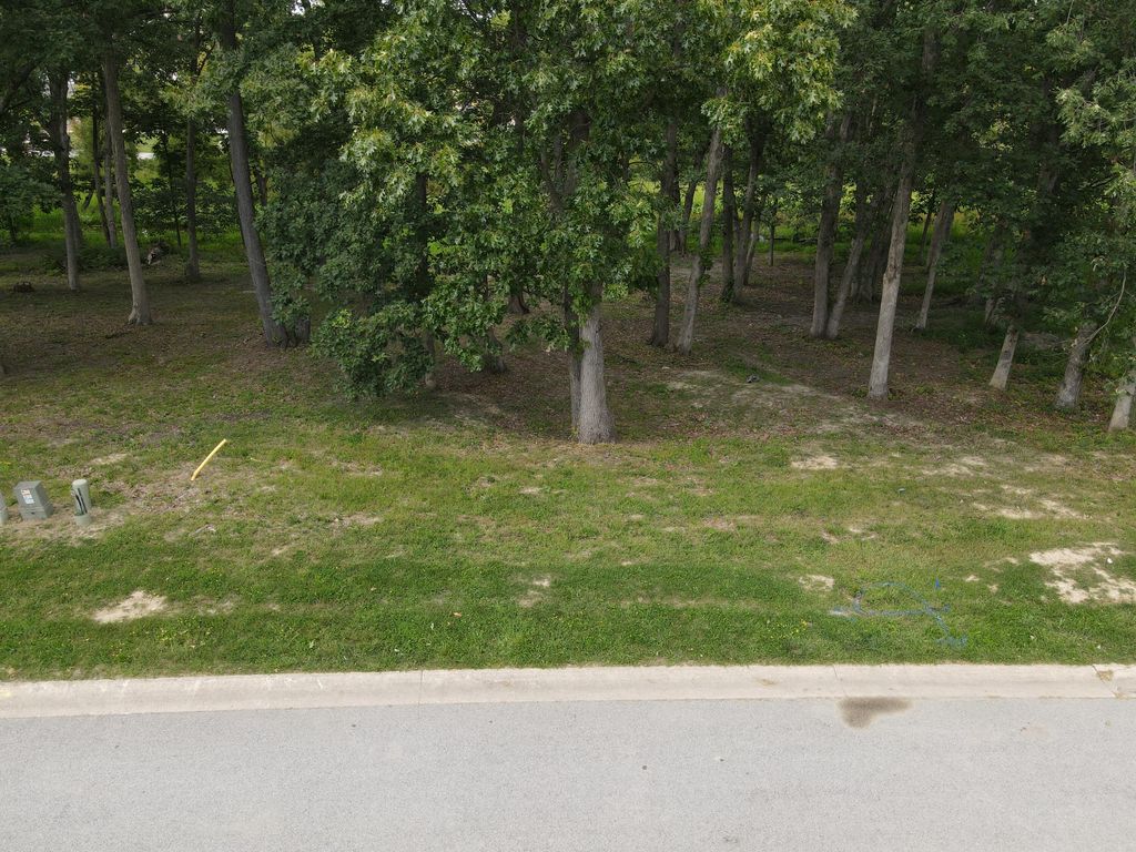 Photo of 735 Druim Trail, Crown Point, IN 46307 (MLS # 831437)