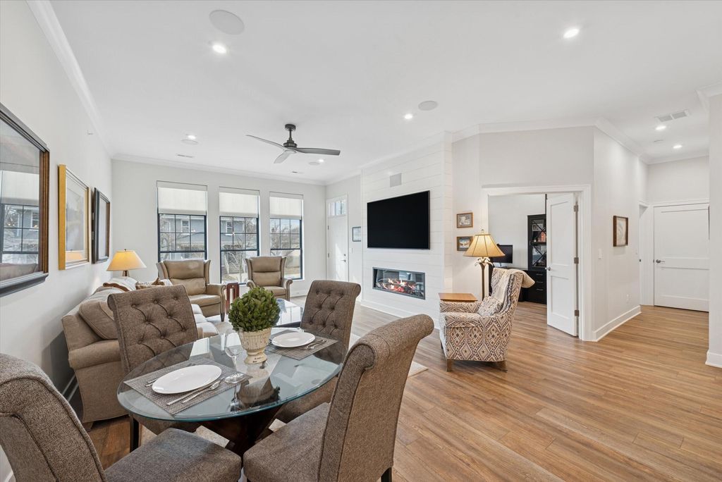 Photo of 208 Campbell Street #103, Valparaiso, IN 46385 (MLS # 834328)