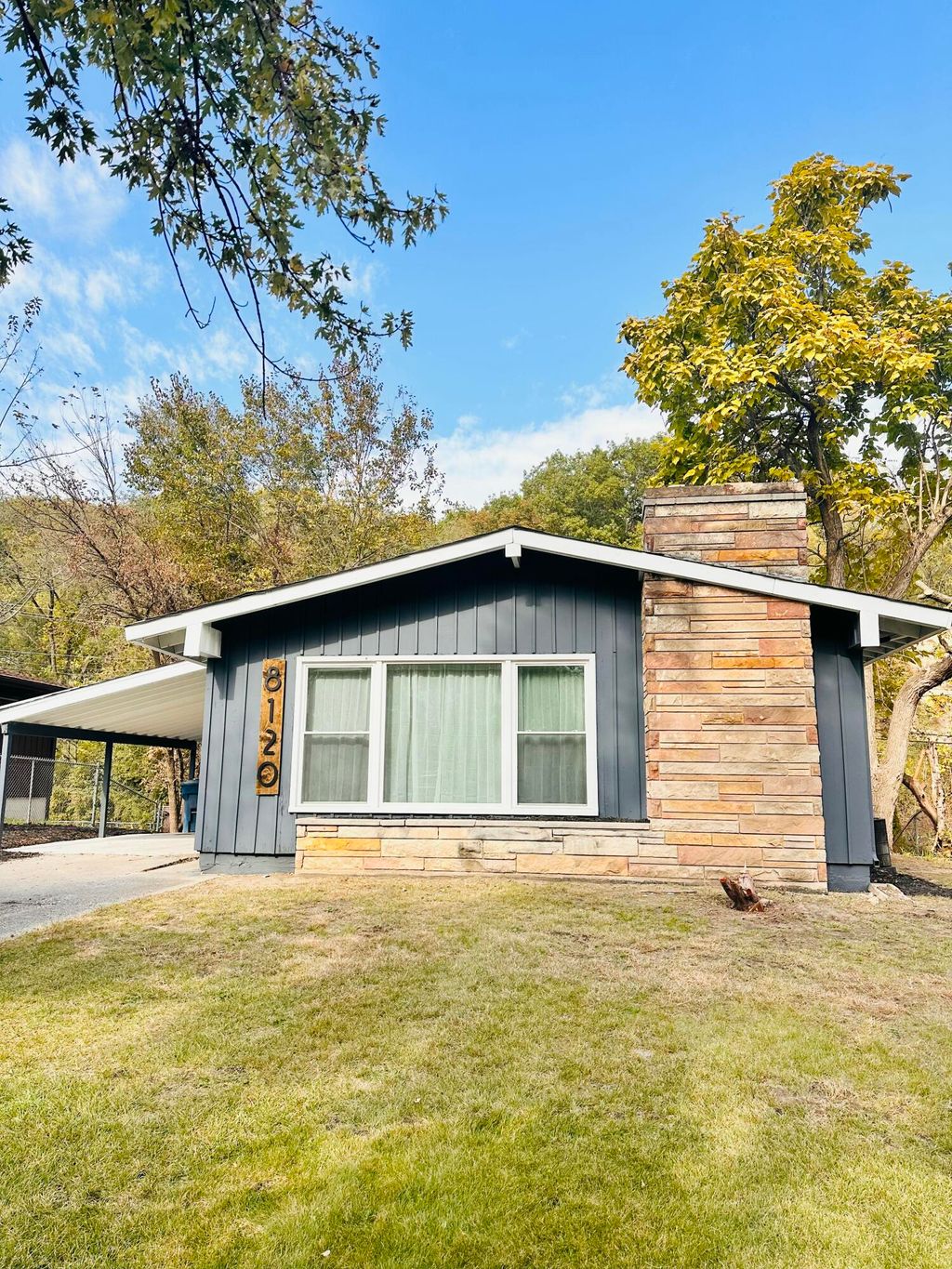 Photo of 8120 Lakewood Avenue, Gary, IN 46403 (MLS # 829956)