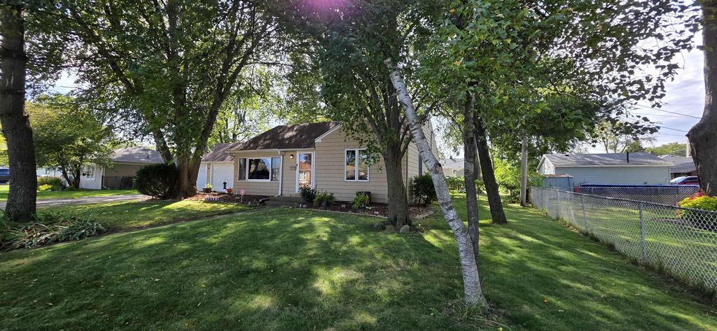 Photo of 3816 Wicker Avenue #3824, Highland, IN 46322 (MLS # 829314)