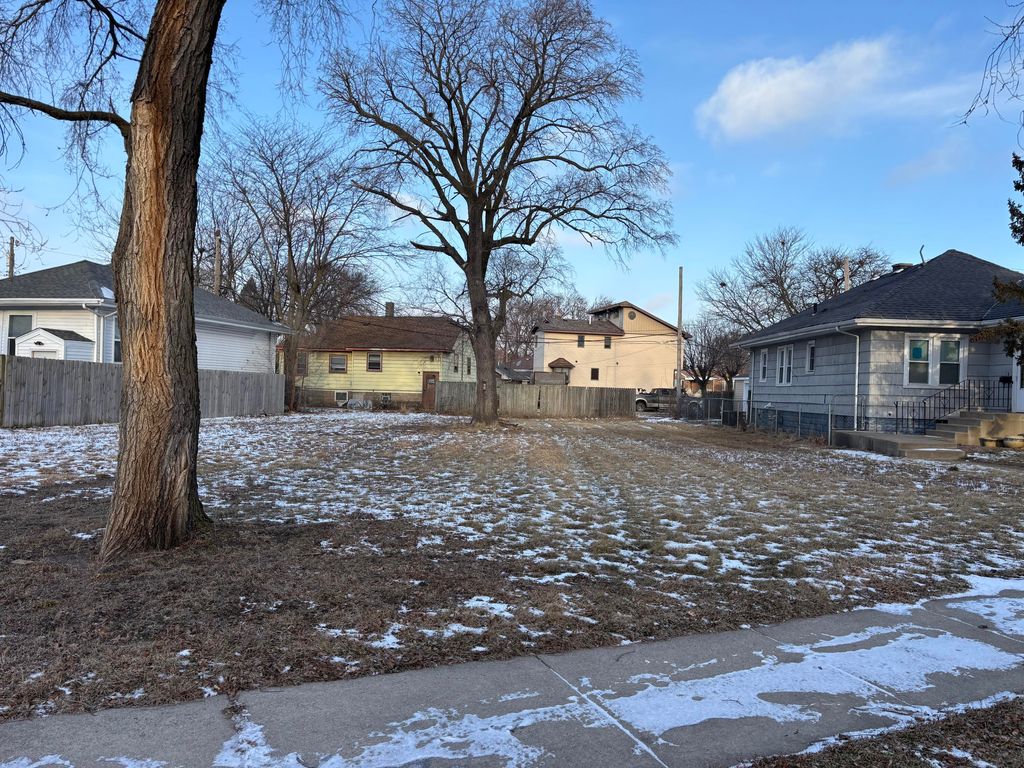Photo of 1806 Brown Avenue, Whiting, IN 46394 (MLS # 832951)