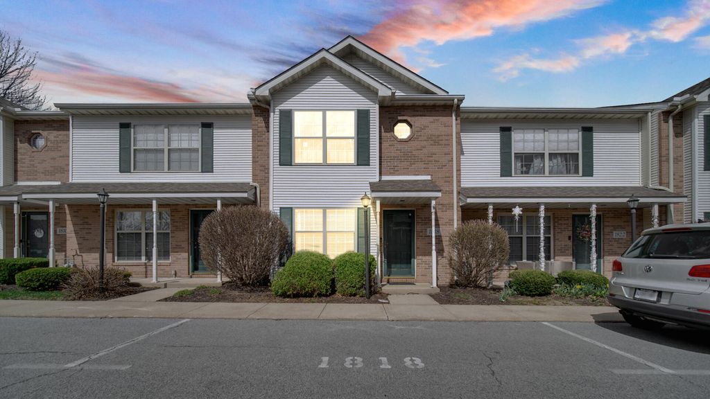 Photo of 1818 Golden Oak Court, Crown Point, IN 46307 (MLS # 836241)