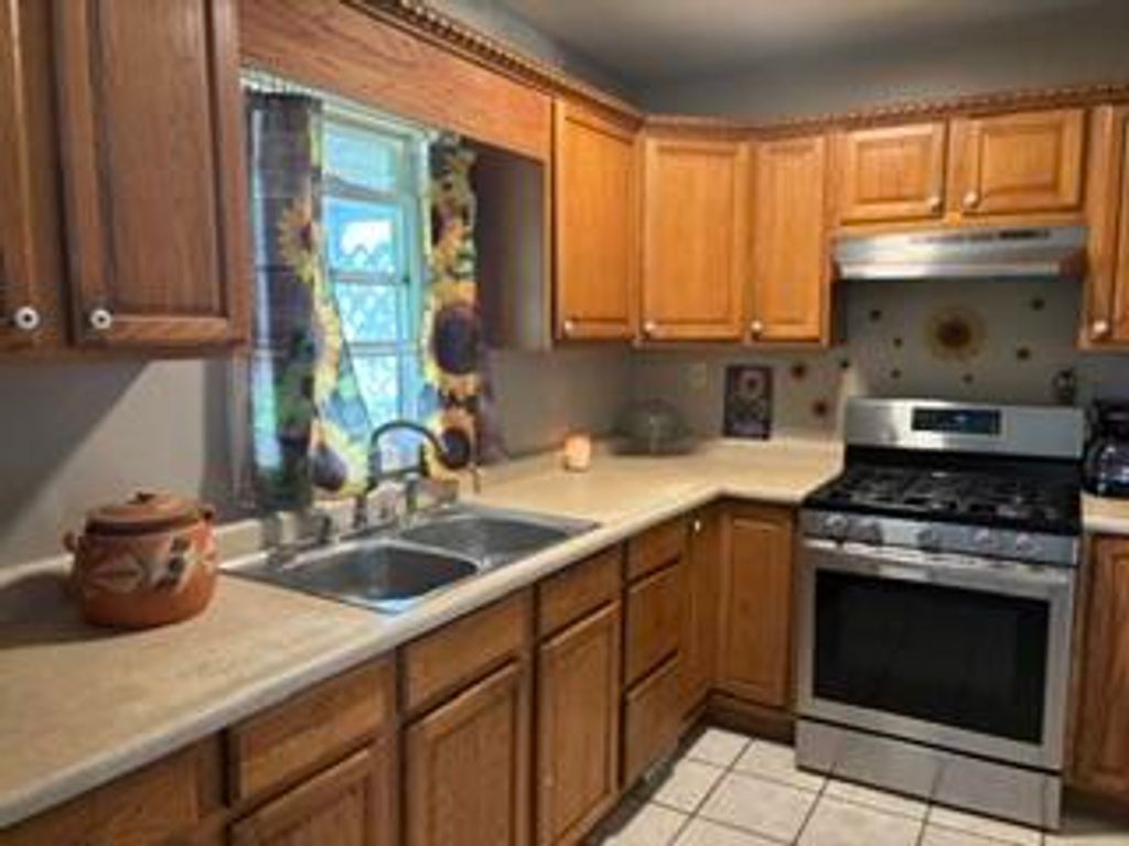 Photo of 10880 W 93rd Avenue, Saint John, IN 46373 (MLS # 839351)