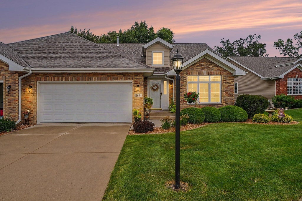 Photo of 11994 W 108th Place, Saint John, IN 46373 (MLS # 844604)