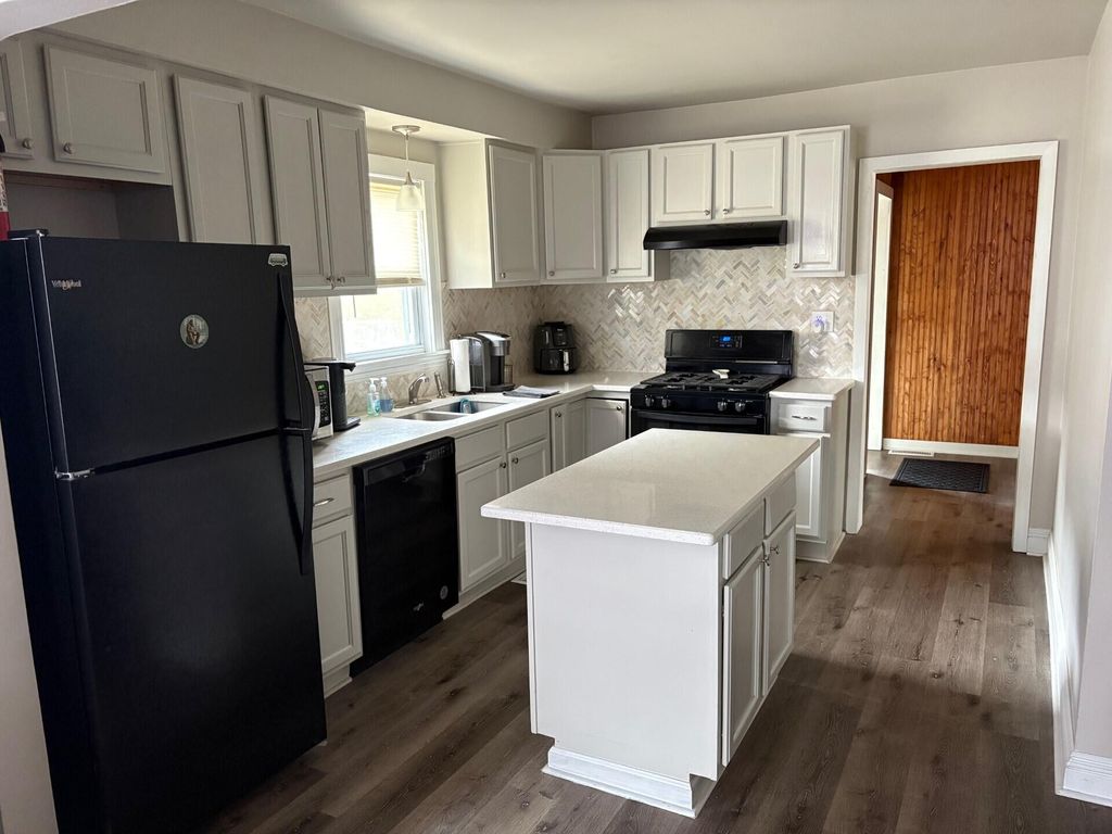 Photo of 6995 Madison Street, Merrillville, IN 46410 (MLS # 838481)