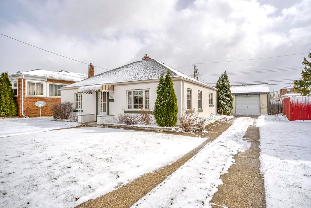 Photo of 3927 Towle Avenue, Hammond, IN 46327 (MLS # 835610)