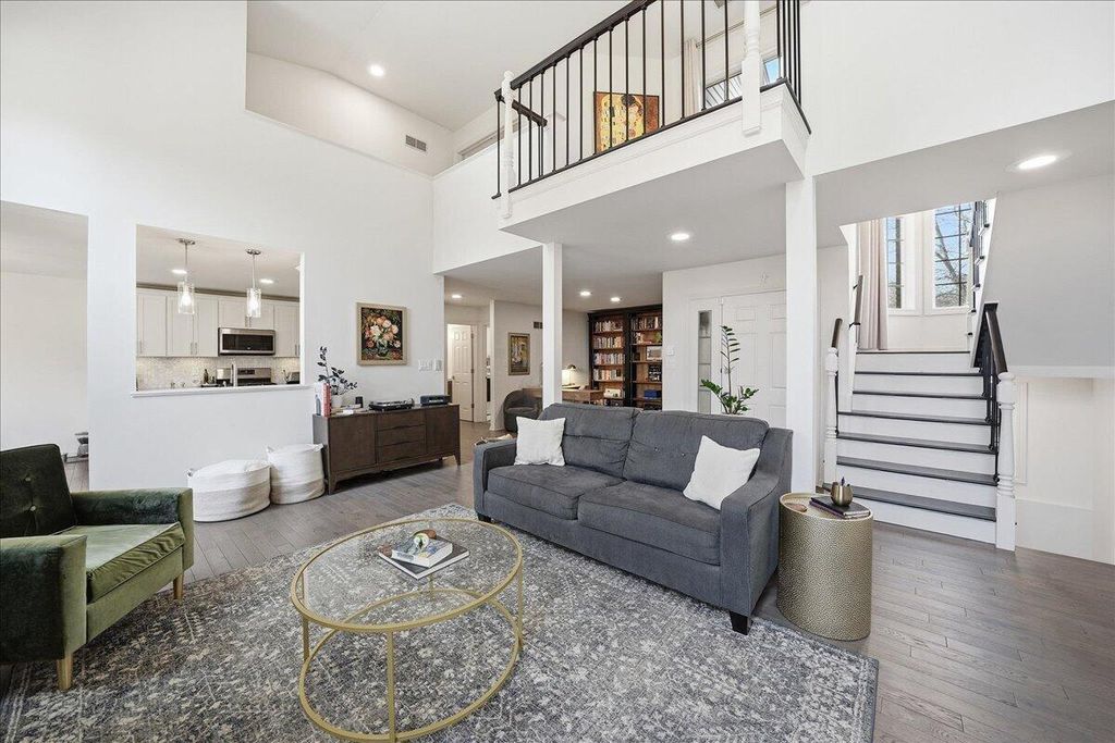 Photo of 1716 Apple Blossom Drive, Munster, IN 46321 (MLS # 835764)