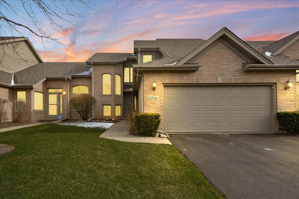 Photo of 1716 Apple Blossom Drive, Munster, IN 46321 (MLS # 835764)