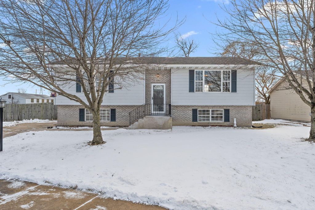 Photo of 2461 S Hansen Boulevard, Hobart, IN 46342 (MLS # 833170)
