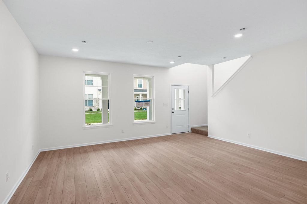 Photo of 13069 Carolina Street, Crown Point, IN 46307 (MLS # 838546)