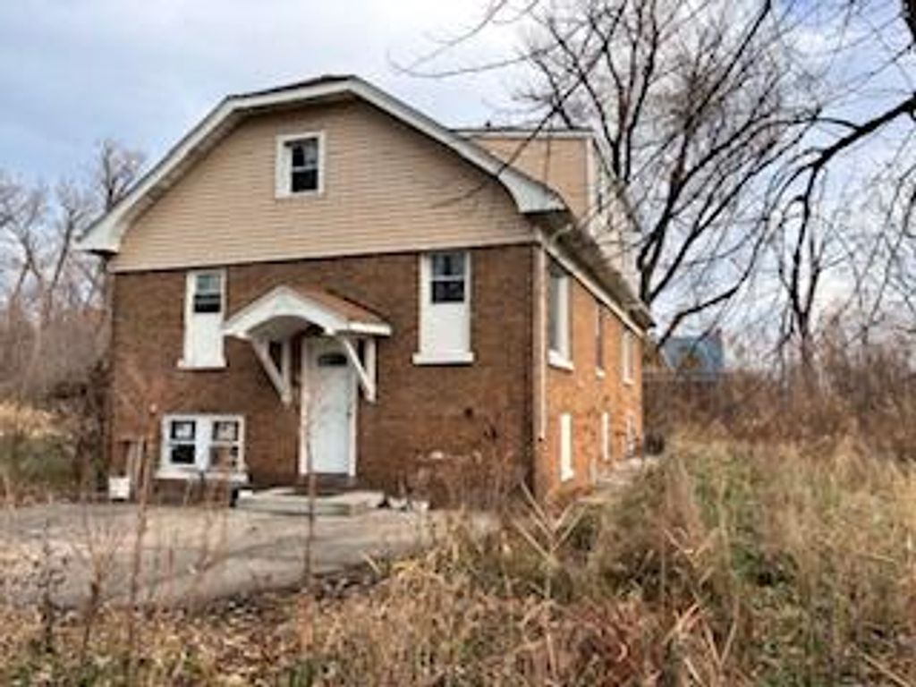 Photo of 4100 Howard Street, Hobart, IN 46342 (MLS # 832805)