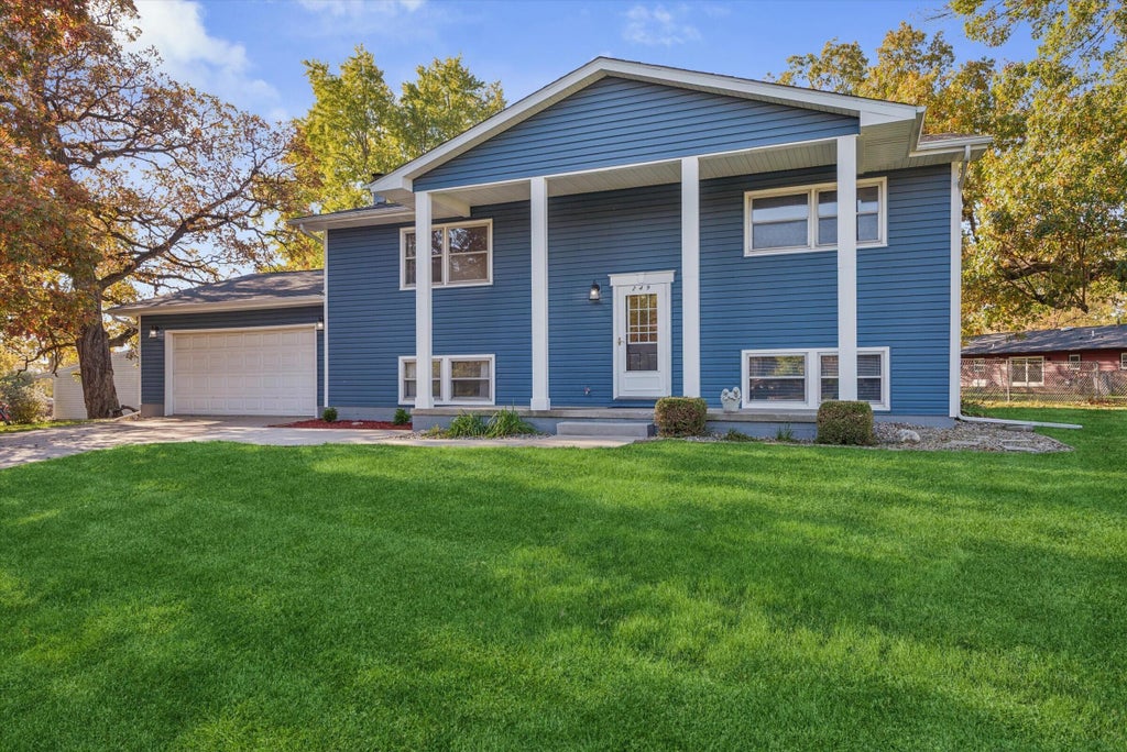 Photo of 249 Lakeland Drive, Lowell, IN 46356 (MLS # 847592)