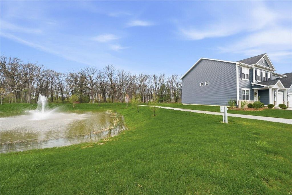 Photo of 11766 Park Street, Winfield, IN 46307 (MLS # 837316)