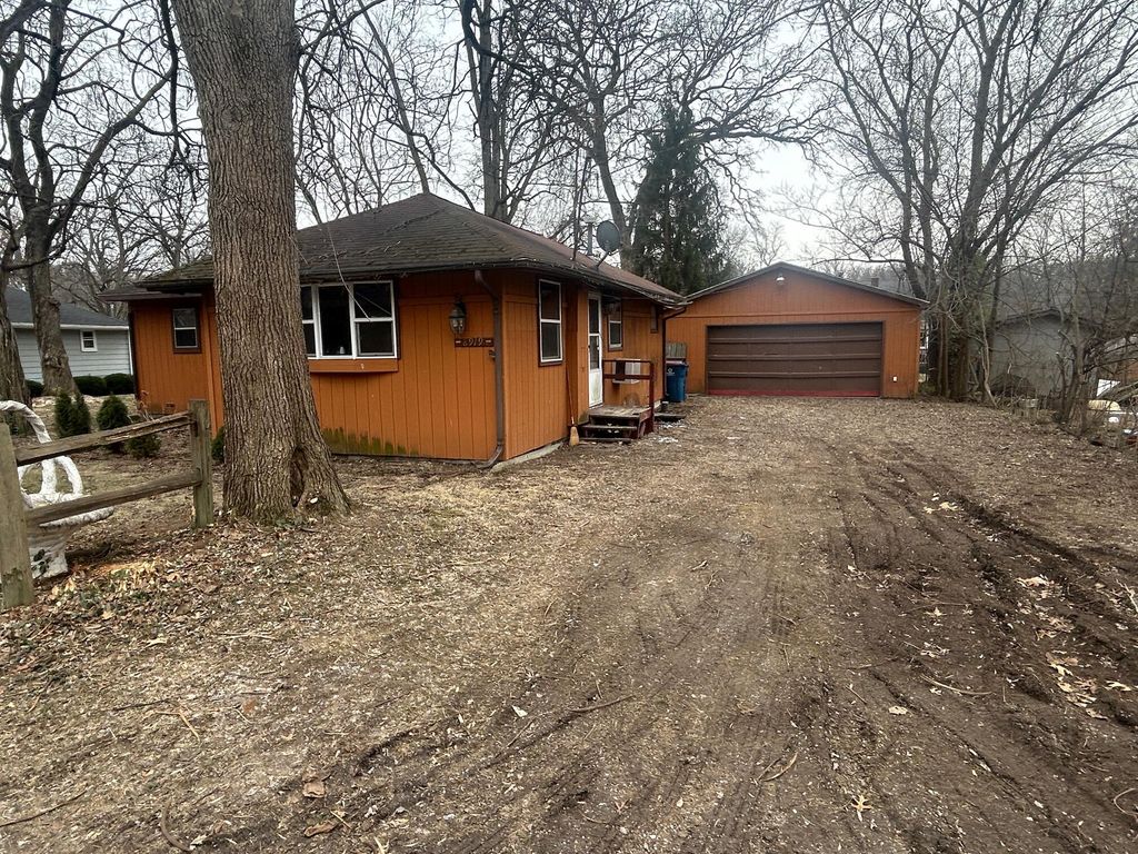 Photo of 8919 W 142nd Avenue, Cedar Lake, IN 46303 (MLS # 835011)
