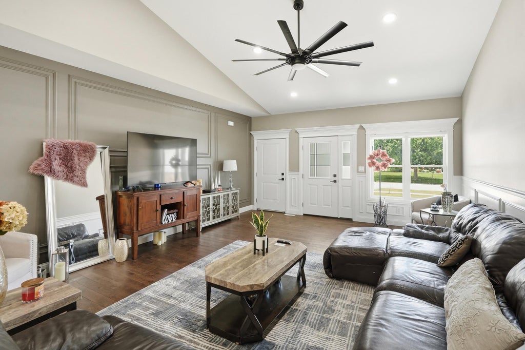 Photo of 1519 E 177th Court, Lowell, IN 46356 (MLS # 844727)
