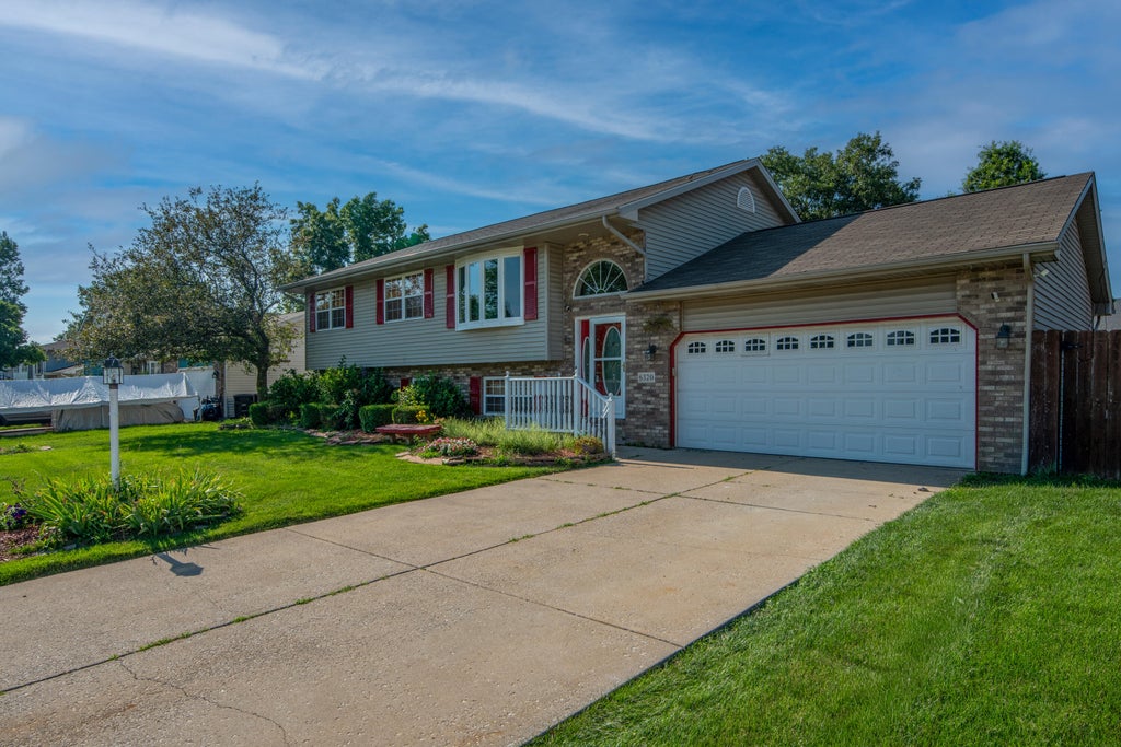 Photo of 6320 Savannah Avenue, Portage, IN 46368 (MLS # 841956)