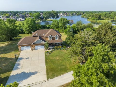 8269 Alexander Street Schererville IN 46375