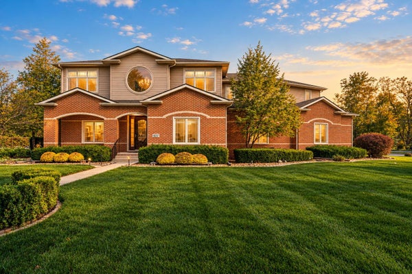 10207 ROYAL CT, MUNSTER, IN 46321 - Image aadfe6cb6ccf94fefaa682fcd384926a/3018786824