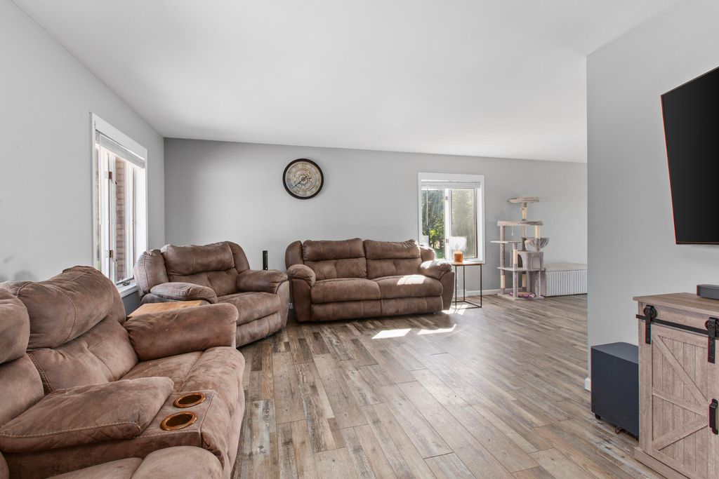 Photo of 176 S 200 W, Valparaiso, IN 46385 (MLS # 837319)