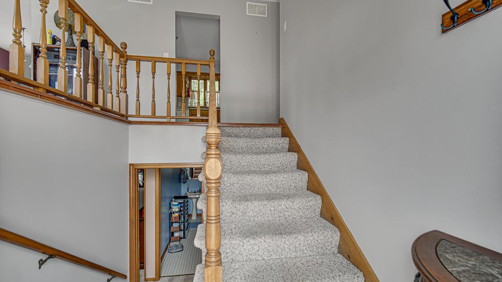Photo of 508 James Wittchen Drive, Schererville, IN 46375 (MLS # 839135)